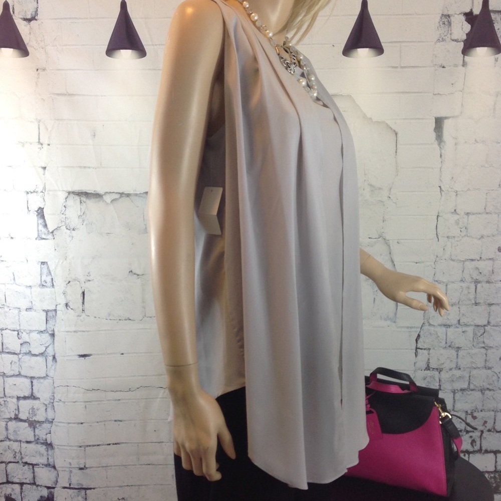 🆕 The Coverii Lt. Gray Split Layered Blouse